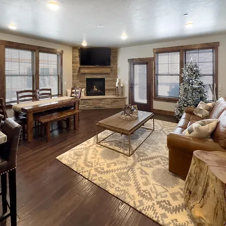 Ideal Condo 2 Minute Drive To Deer Valley